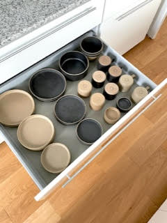 食器は揃えて収納