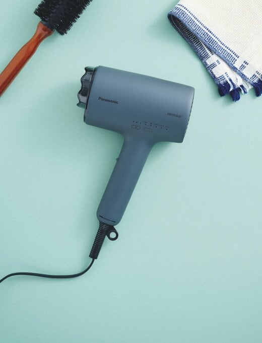 Panasonicヘアードライヤー　ナノケア