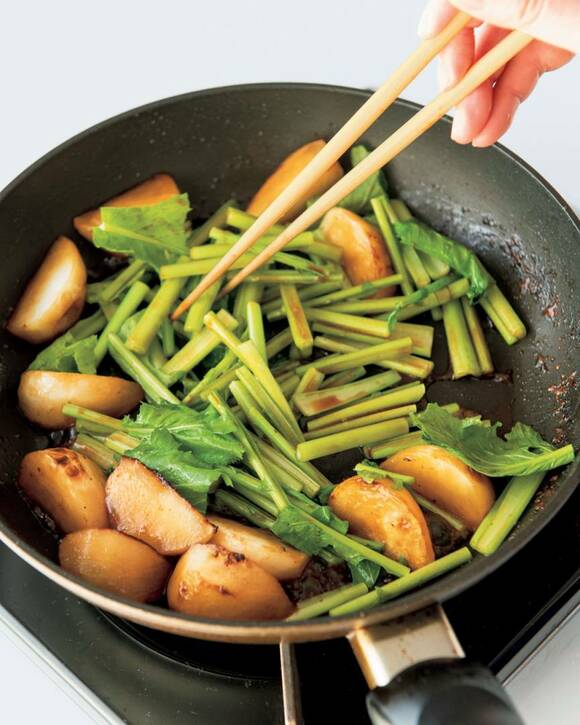 カブの葉を加える