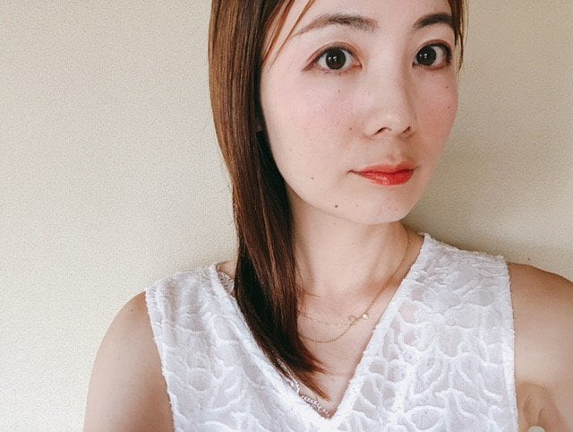 女性