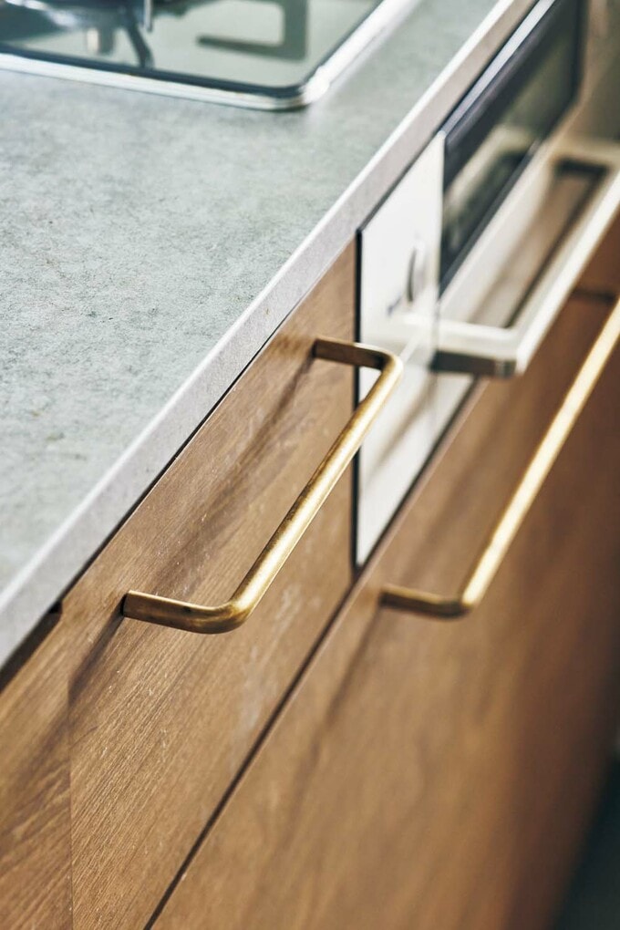 真ちゅう製の取っ手