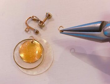 お気に入りのイヤリングやネックレスは自分で修理して長～く使います