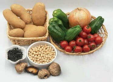 日本人の約98％が不足「腸活に欠かせないビタミン」とは？専門医が教える「腸漏れ」に有効な食品と対策