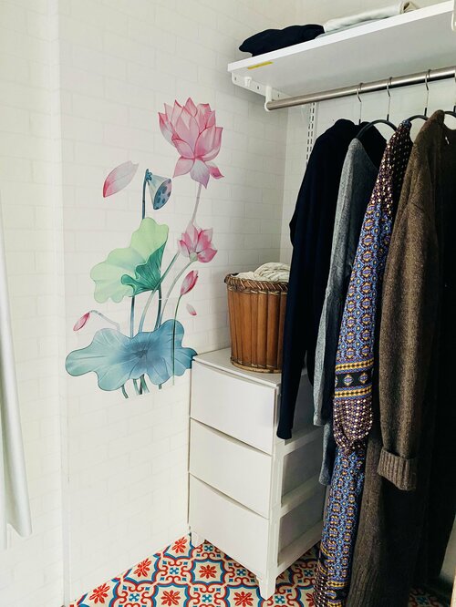 着た服はクローゼットにすぐ入れず掛けておく