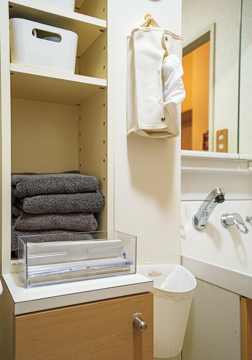 洗面所のティッシュとゴミ箱