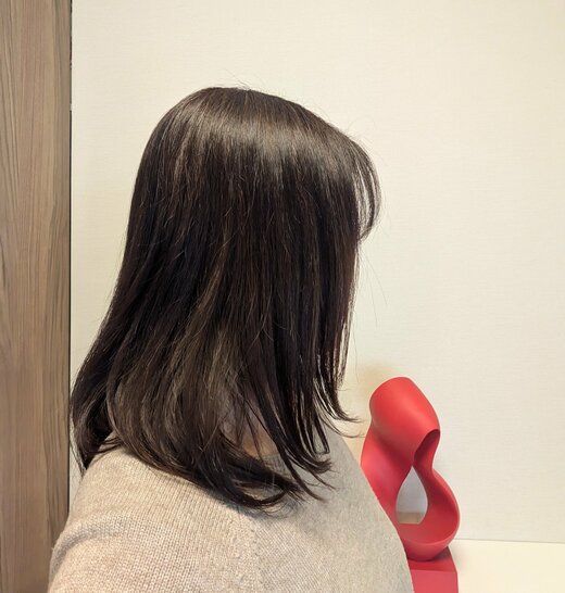 髪の毛を横から撮った写真