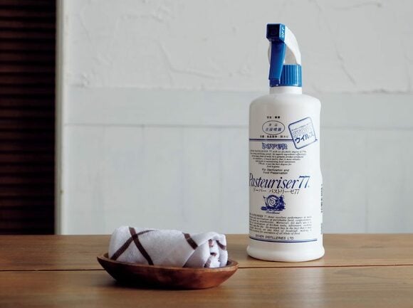 アルコールスプレーとお絞り