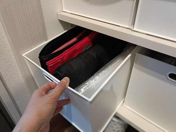 「旅行」の収納ケースを収納している場所