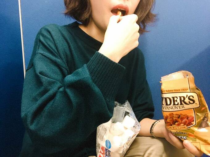 早食い、ながら食いは要注意!12月に太りやすい人の特徴