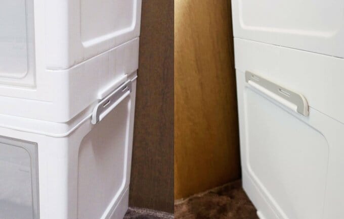 左：フタを外さない間違ったつけ方　右：フタを外した正しいつけ方