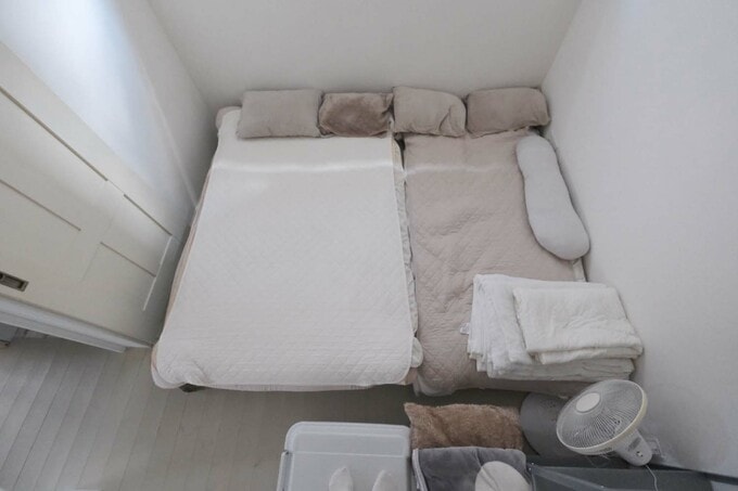 4.5畳あれば、ダブルとシングルのベッドが置ける