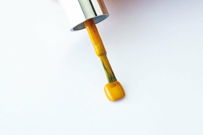 親指以外を2度塗り