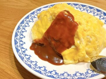 「かけるデミグラスソース」が忙しい日の救世主に。オムライスやトーストにちょいたしでごちそうに