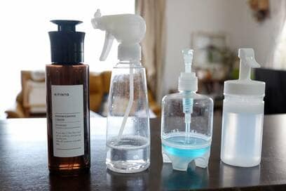 ものを増やしたくないキッチンで、洗剤容器をあえて使い分ける理由