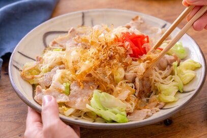 少ない材料で簡単「そうめんチャンプルー」。味つけもめんつゆだけで決まる