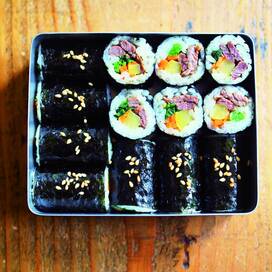 好きな具材でのり巻き弁当。彩りも味もばっちり！