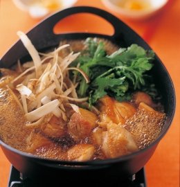 ＜鶏ゴボウすき焼き鍋＞安くておいしい鶏肉が主役！