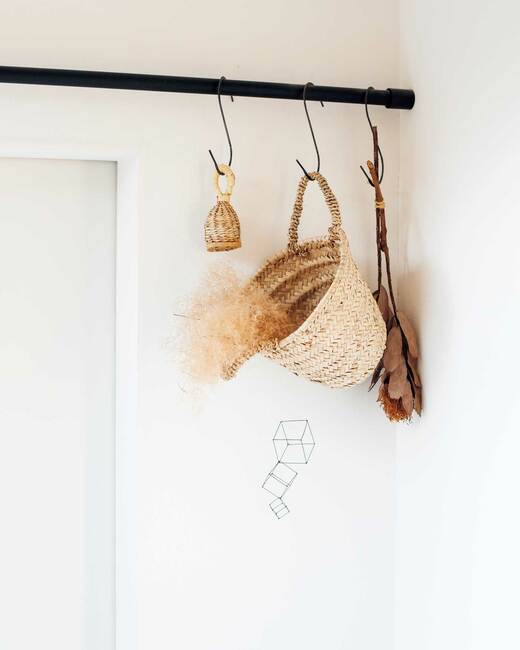 カゴに入れたドライフラワー