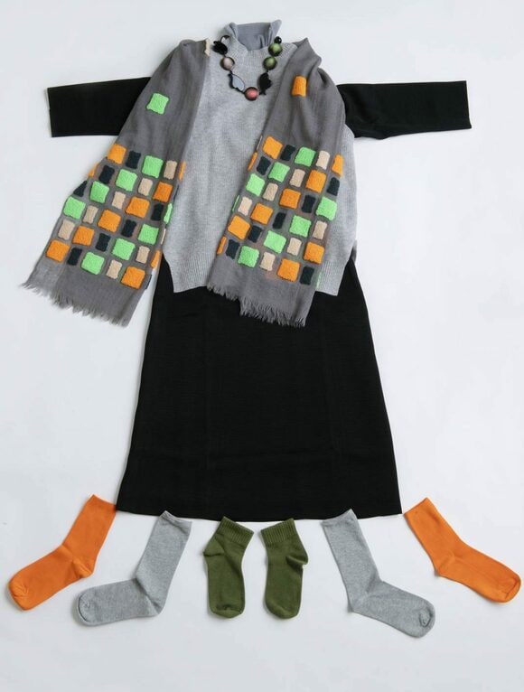 喪服だとバレなければいい!