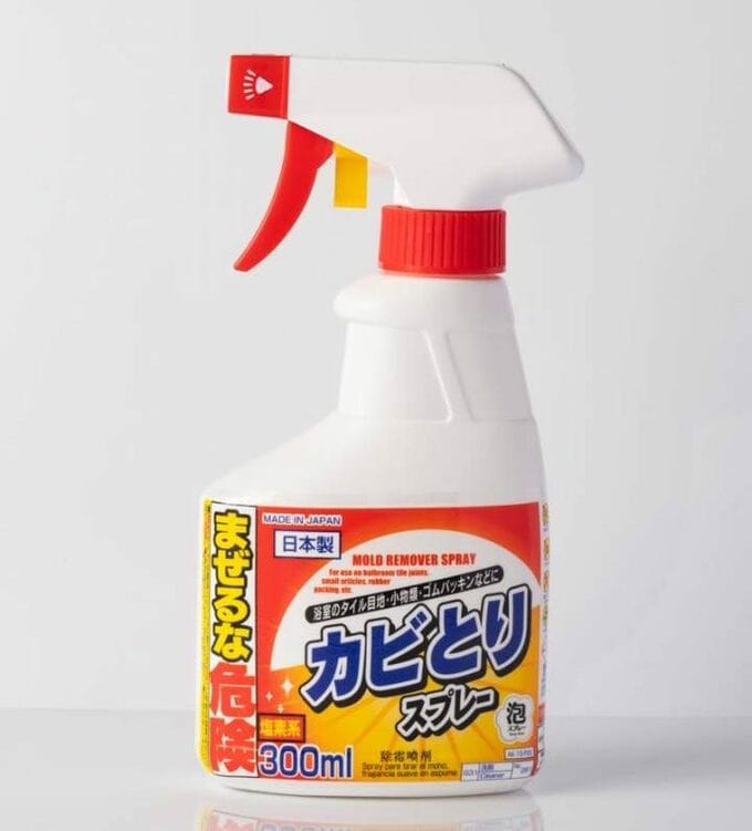 ダイソーカビとりスプレー