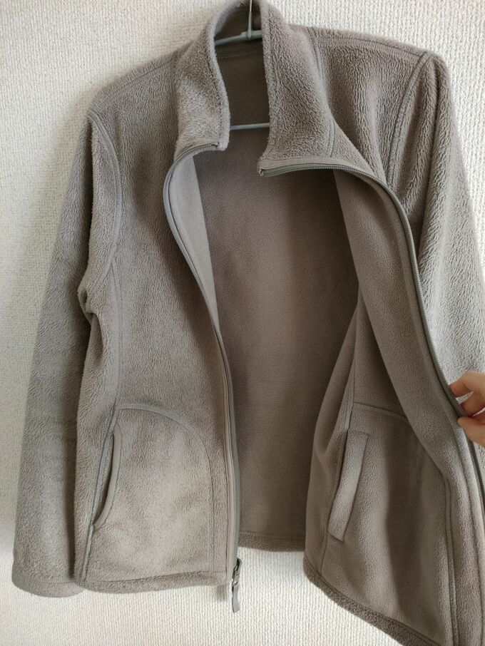裏表起毛のユニクロフリースジャケット。