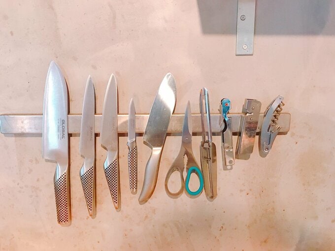 ナイフラックと包丁