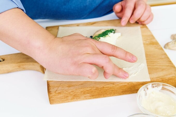 水溶き小麦粉を塗る