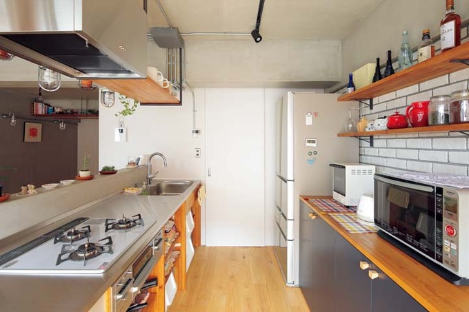 厨房をイメージして造作したキッチン