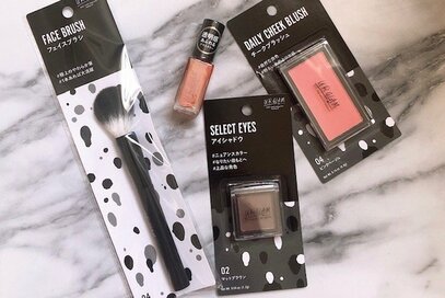 ダイソーの新作コスメ「URGLAM」、全色大人買いしたくなる！