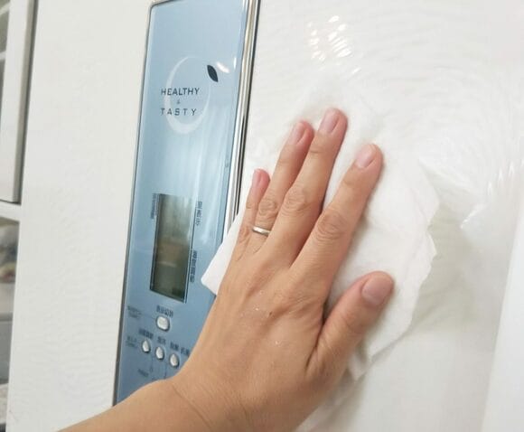 軽い汚れをふく