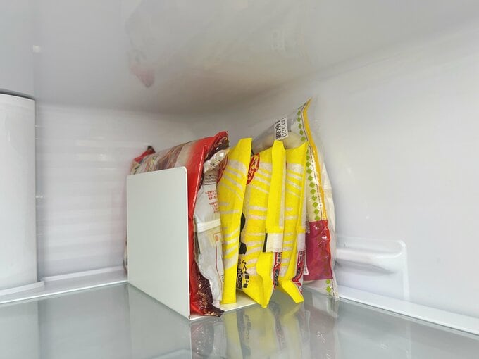 冷蔵庫ブックエンドで収納