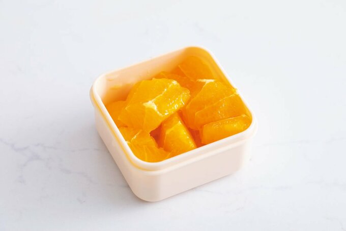 暑い時期にお弁当を持ち運ぶときの注意点 果物は別の容器に Esseonline エッセ オンライン
