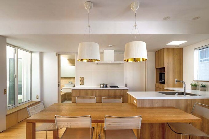 充実したキッチンとダイニング