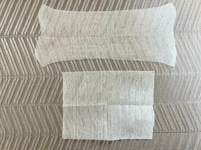 上:伸ばした後、下:伸ばす前