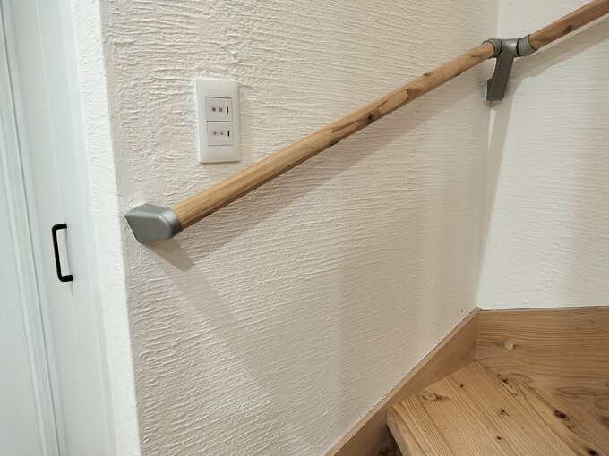 階段の照明スイッチ