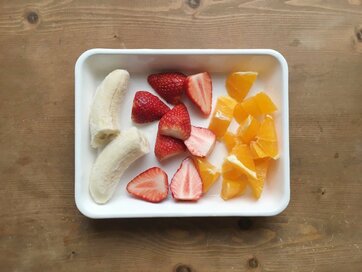 冷凍バナナで、春らしいミックスジュースはいかが？朝ご飯やおやつにぴったりです