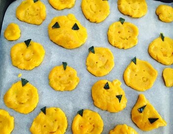 ＜須永繭子のライフスタイル日記 My charm＞「息子とクッキー」