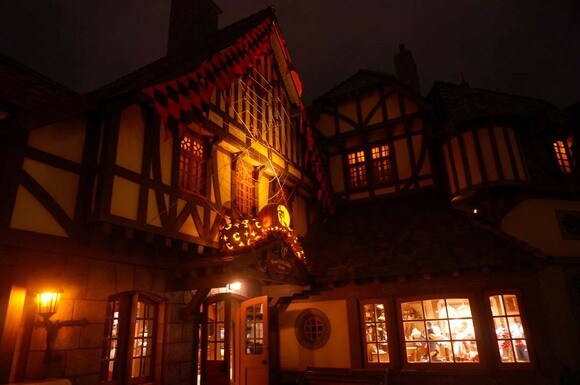 夜のライトアップ