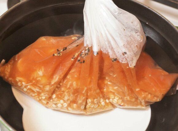 お湯(分量外)を沸かしておきます