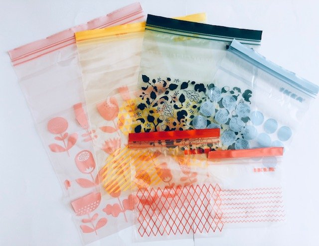 プラスチック収納袋