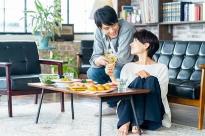 いまどき家庭のお酒事情。月の酒代は5000円以下、夫婦間格差も