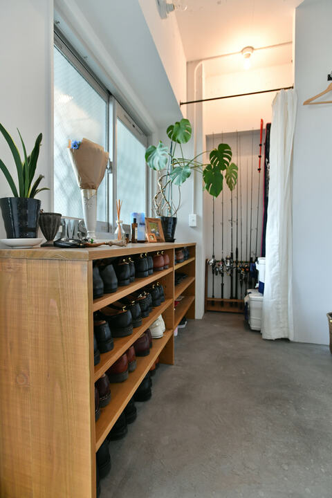 玄関横に広がる土間