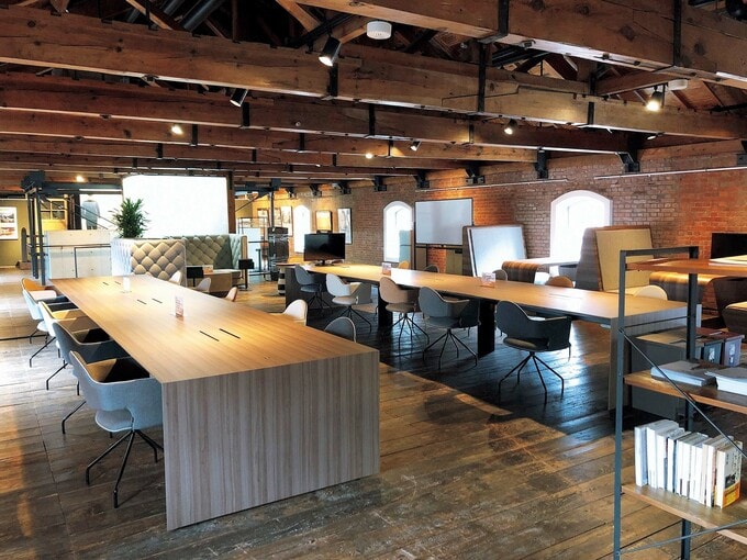 赤れんが倉庫に設けたコワーキングスペース