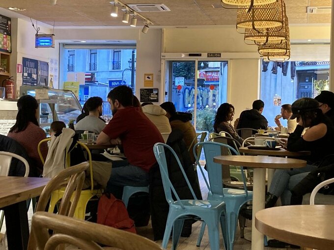 レストランの中の様子