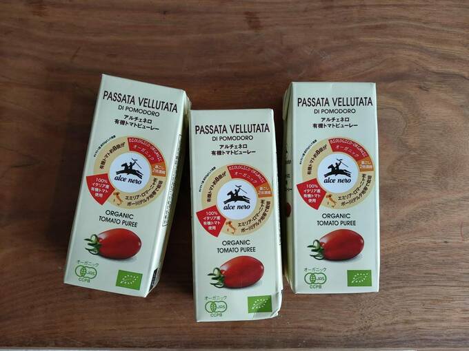 トマトピュレー3つ