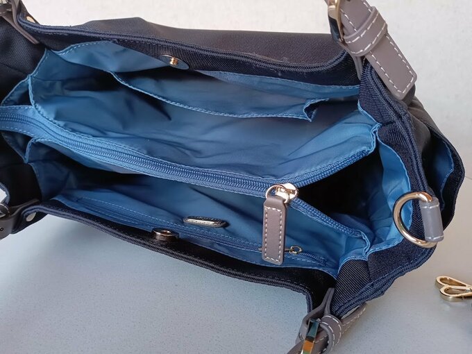 バガジェリー　キャンバスミニトートA4　ネイビー