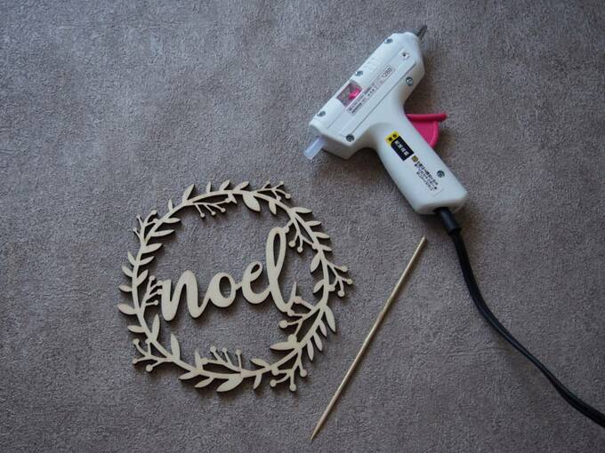 オーナメント、グルーガン、竹串