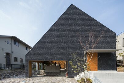 【注文住宅事例】どうしてそうなった？おもしろ外観の家シリーズ no.6「巨大テントの家」