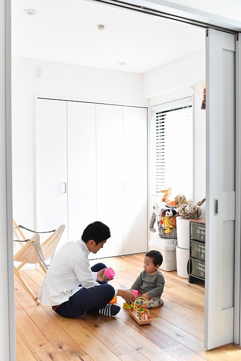 LDKとフラットにつながる子ども室