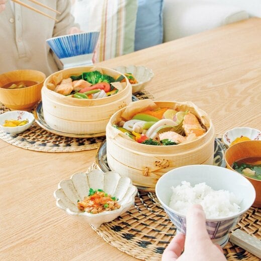 せいろに入った蒸し野菜